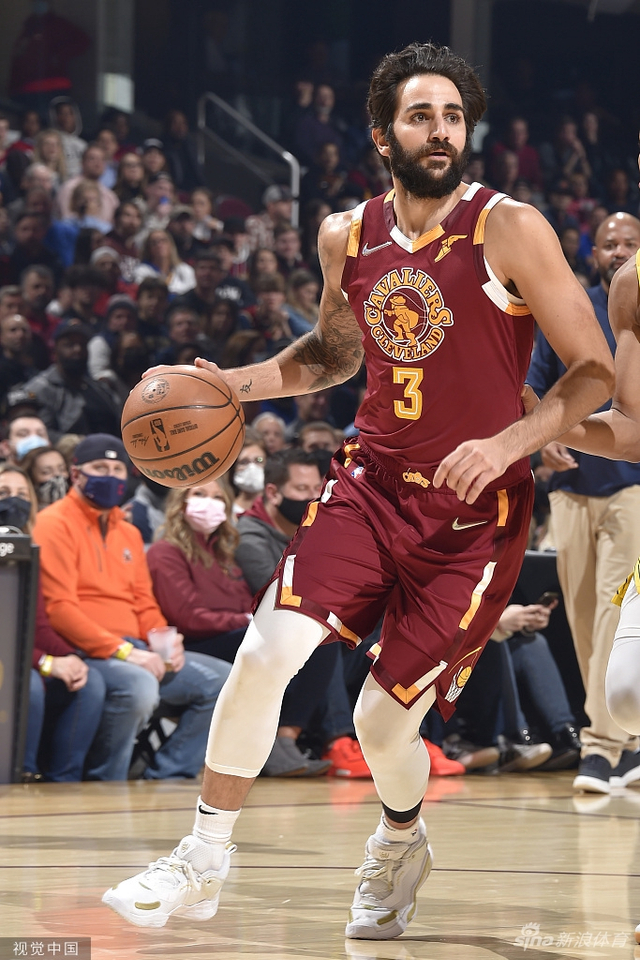 但凭借极高 但凭借极高