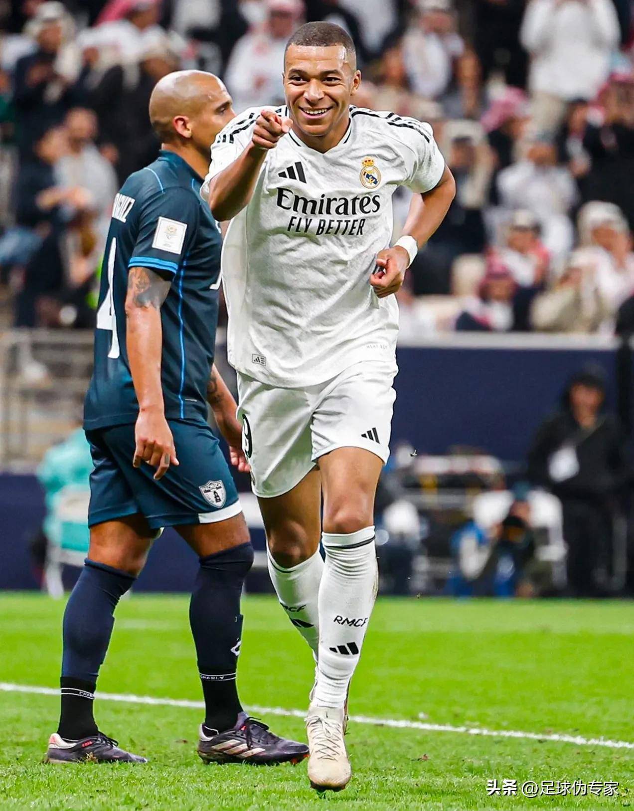 与高价引援 与高价引援