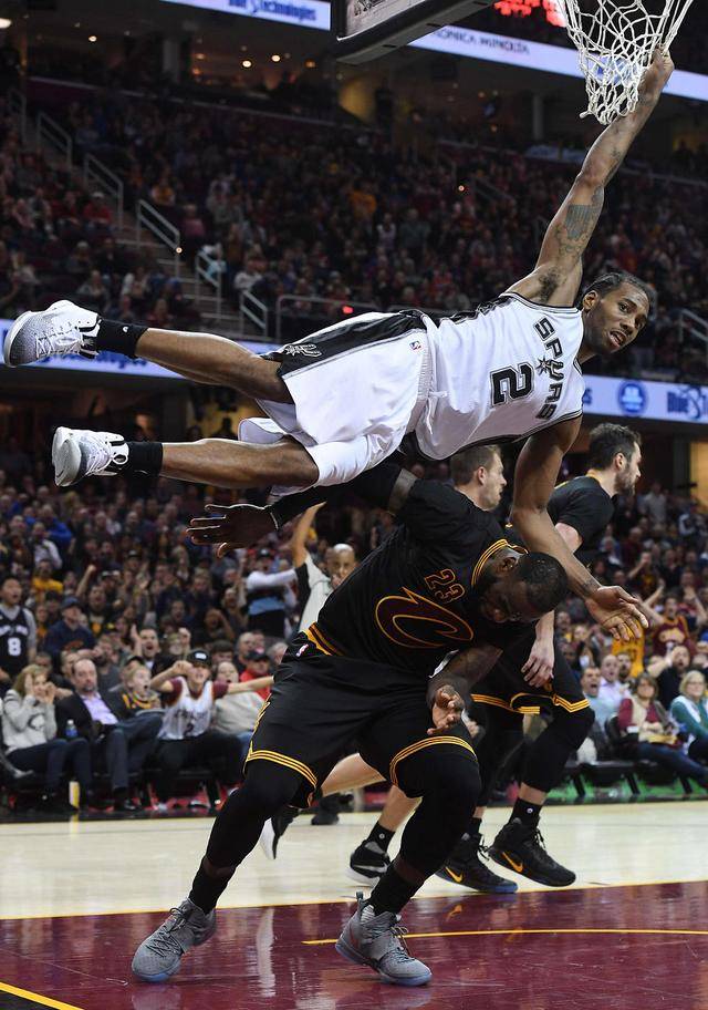 看到整面墙 看到整面墙